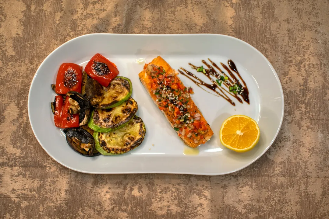 4. Sirkadiyen Ritme Aykırı Beslenmek: Geceye Kalan Yemek Penceresi